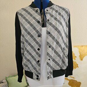 Torrid lightweight pink and black plaid jacket